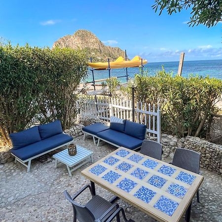 Dimore Di Mare - Beachfront Apartments Santa Flavia Exteriör bild