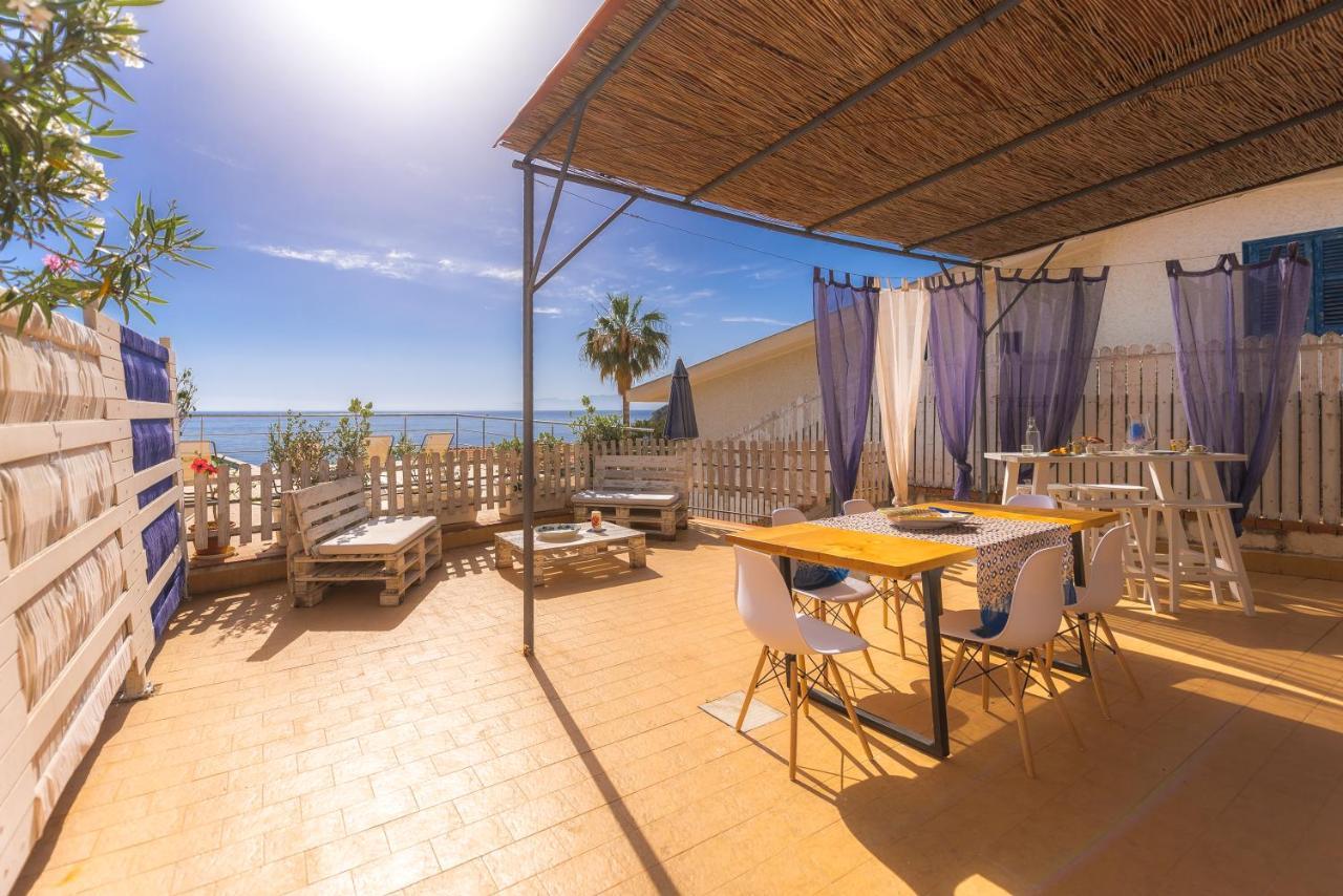 Dimore Di Mare - Beachfront Apartments Santa Flavia Exteriör bild